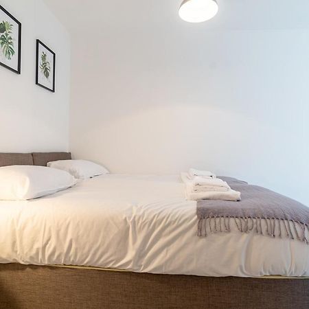 Copenhagen Court Apartments Basingstoke Luaran gambar