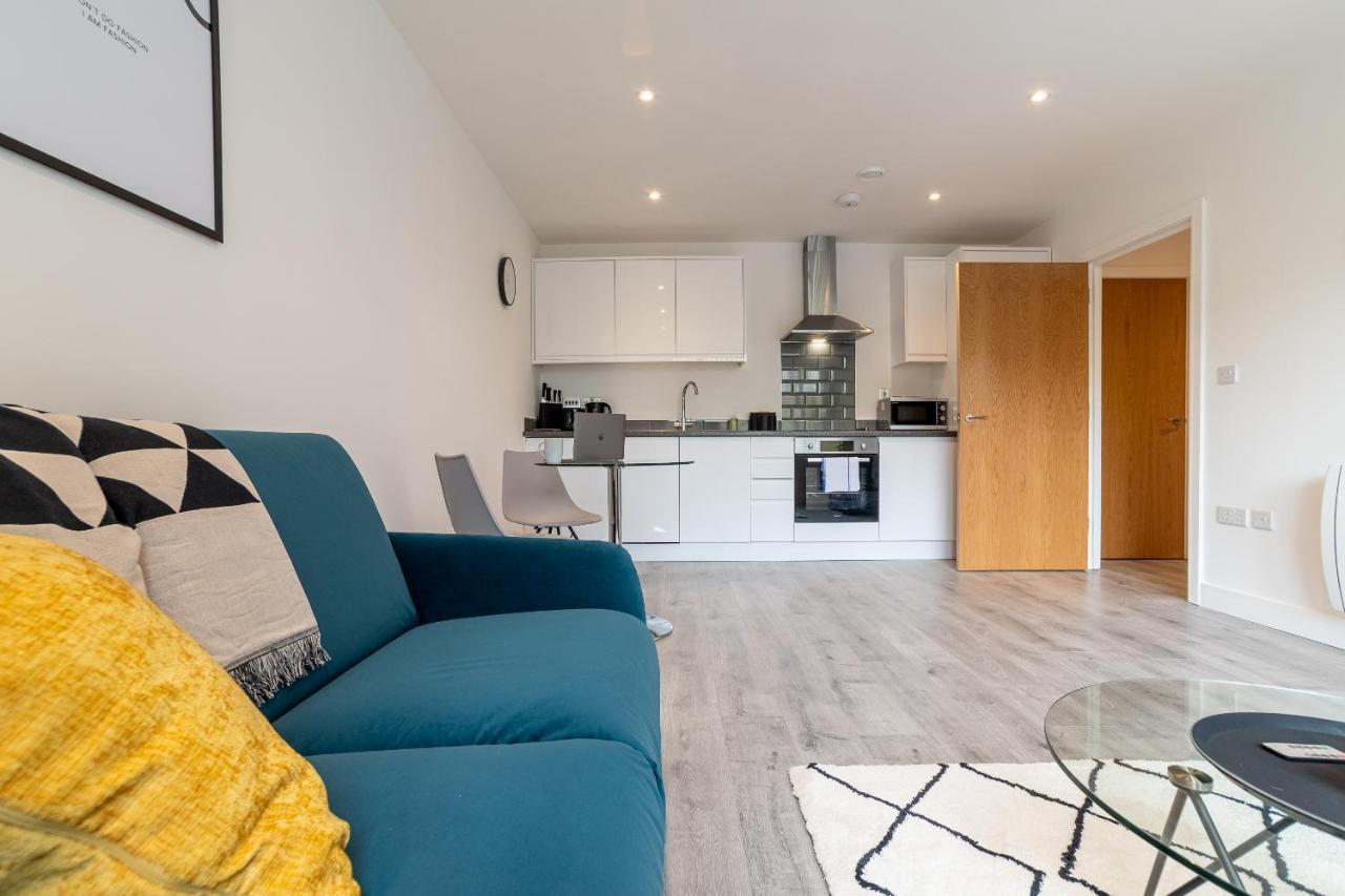 Copenhagen Court Apartments Basingstoke Luaran gambar
