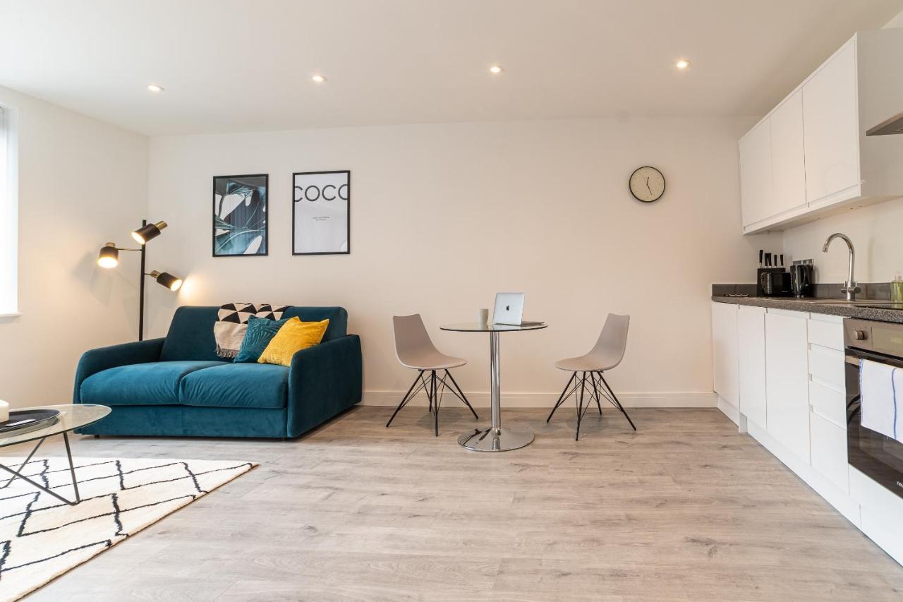 Copenhagen Court Apartments Basingstoke Luaran gambar