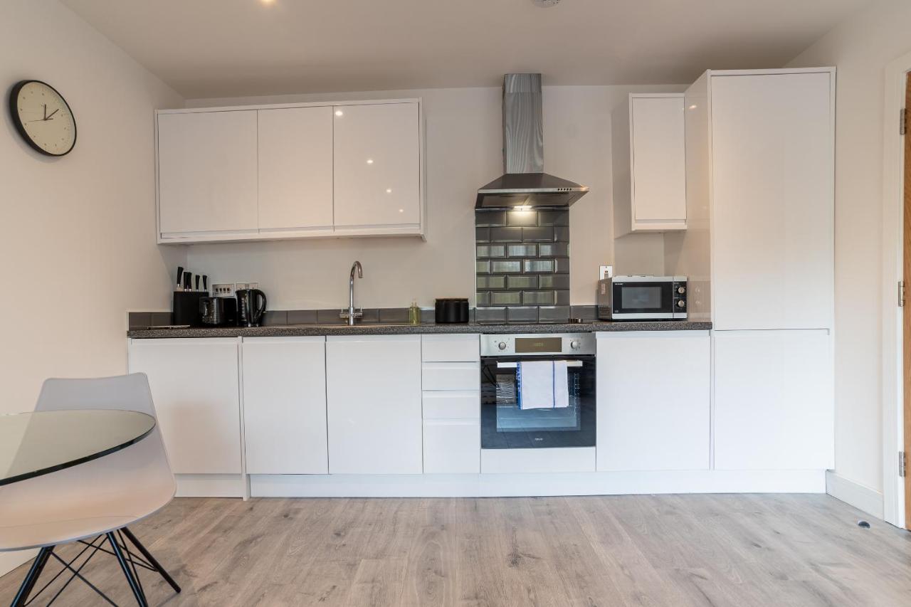 Copenhagen Court Apartments Basingstoke Luaran gambar