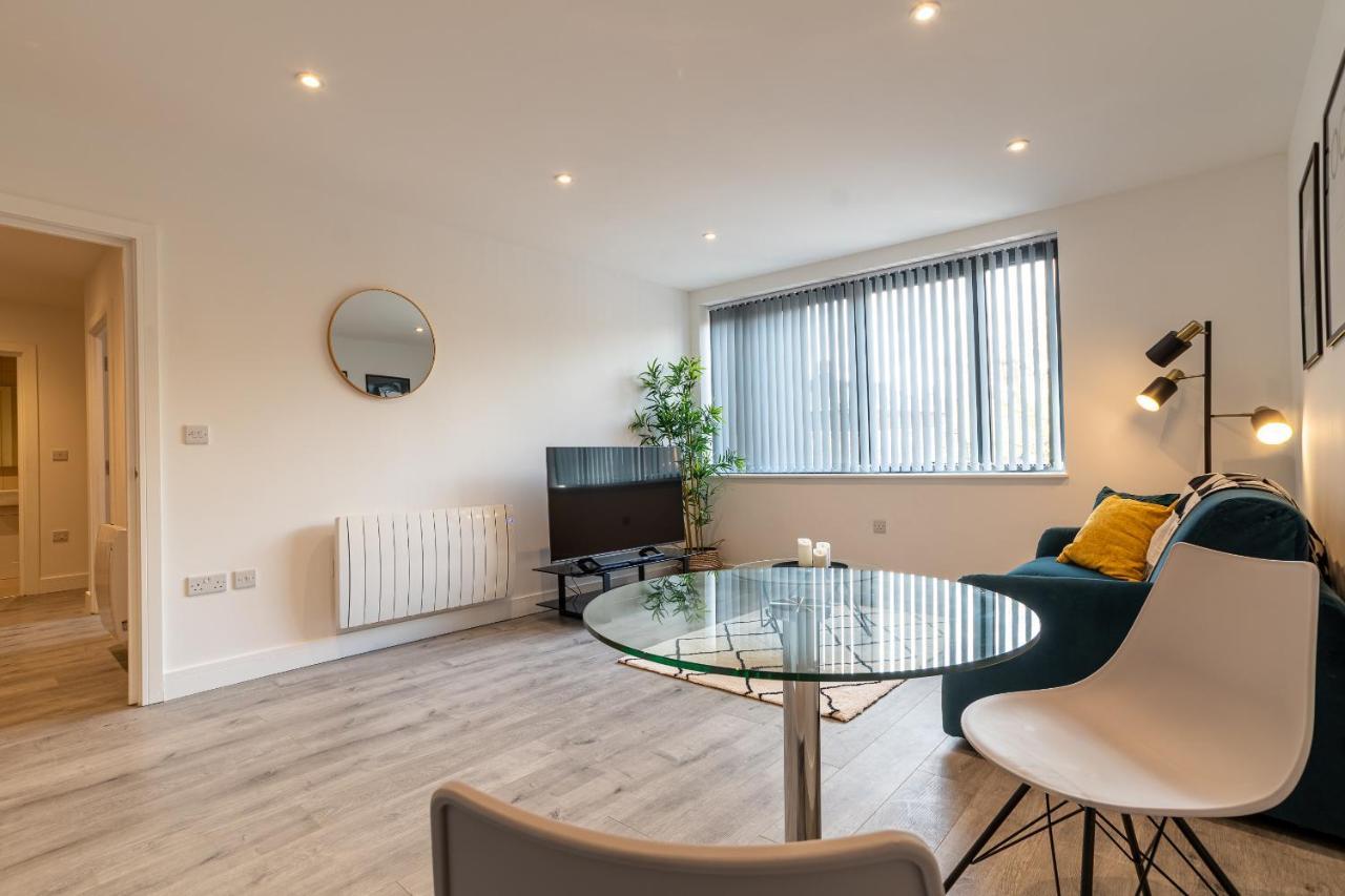 Copenhagen Court Apartments Basingstoke Luaran gambar
