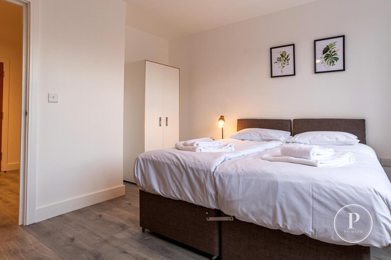 Copenhagen Court Apartments Basingstoke Luaran gambar